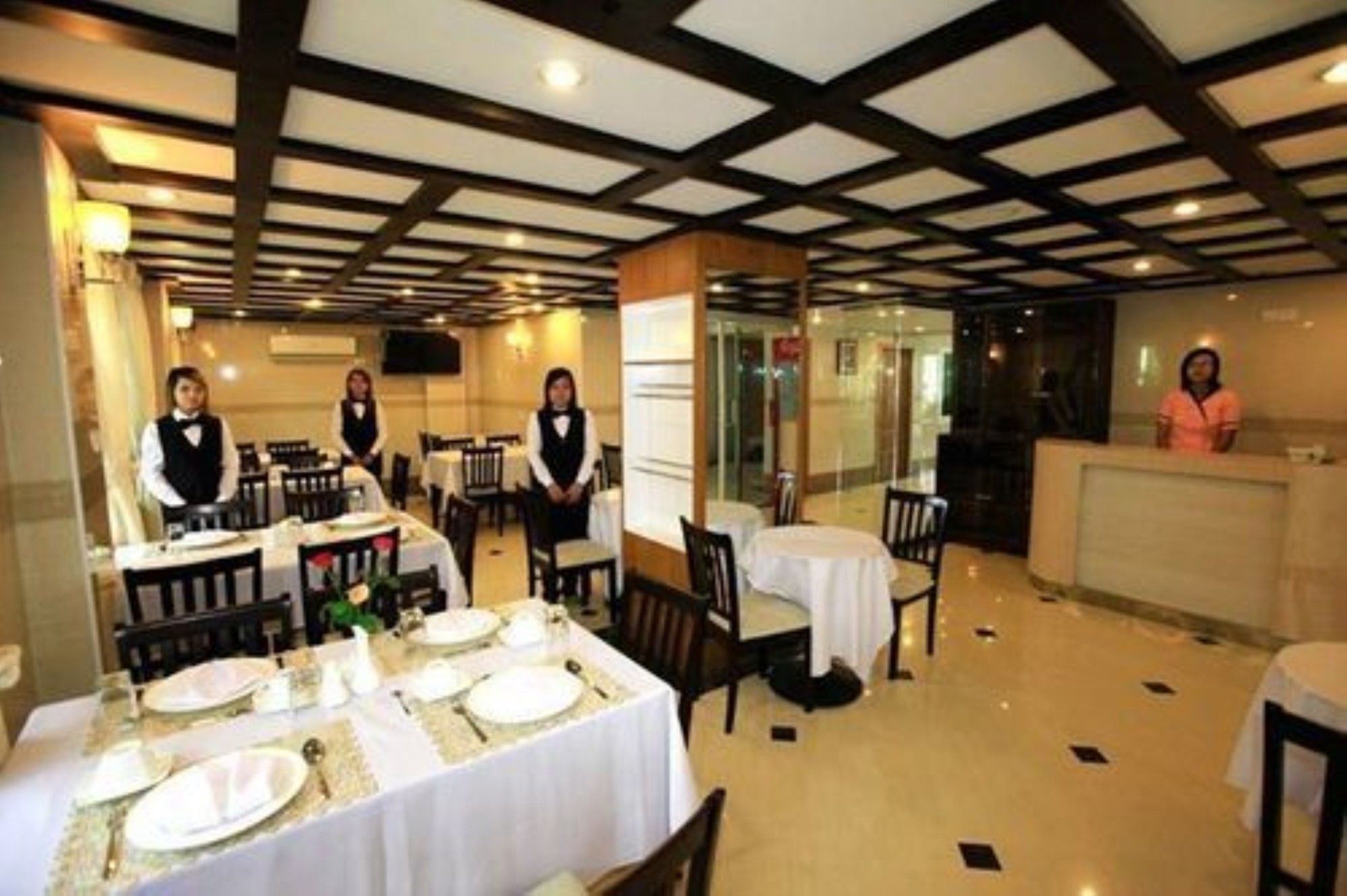 Hotel Novel Yangon Exterior photo